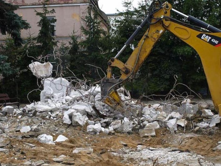 Демонтаж фундамента в Колпино