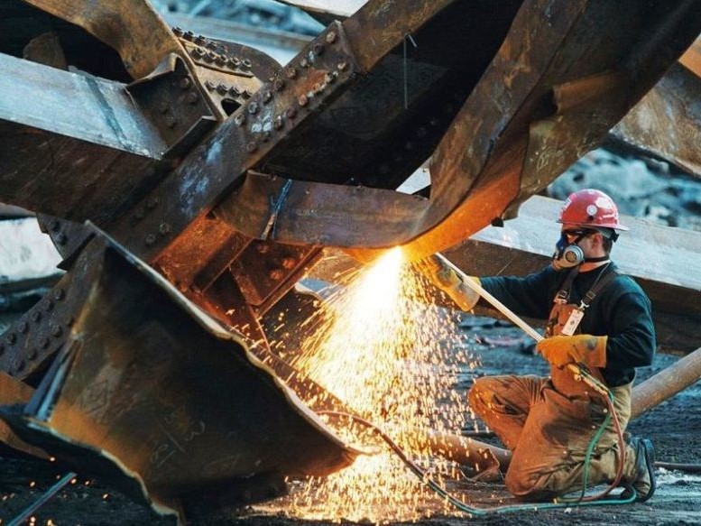 Демонтаж металлоконструкций в Сестрорецке