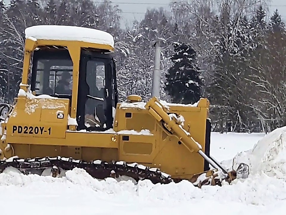 бульдозер в аренду в СПб для уборки снега